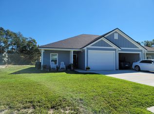 31 Commodore Pl, Crawfordville, FL 32327