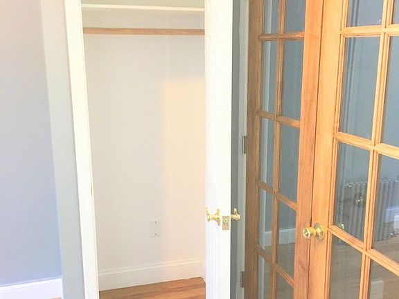 3rd image of 329 18th St #2A