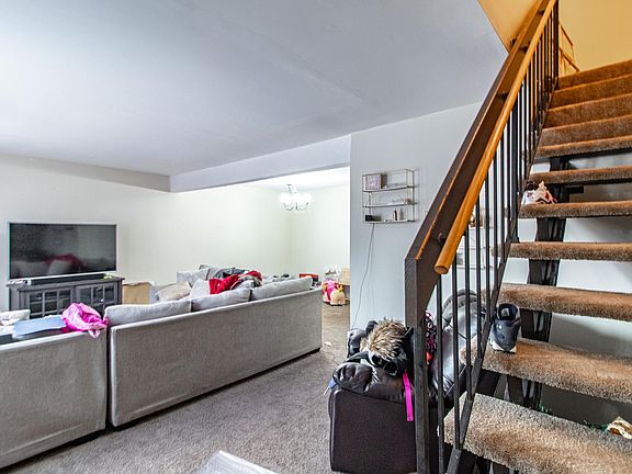 2nd image of 5135 Carol Ln #1