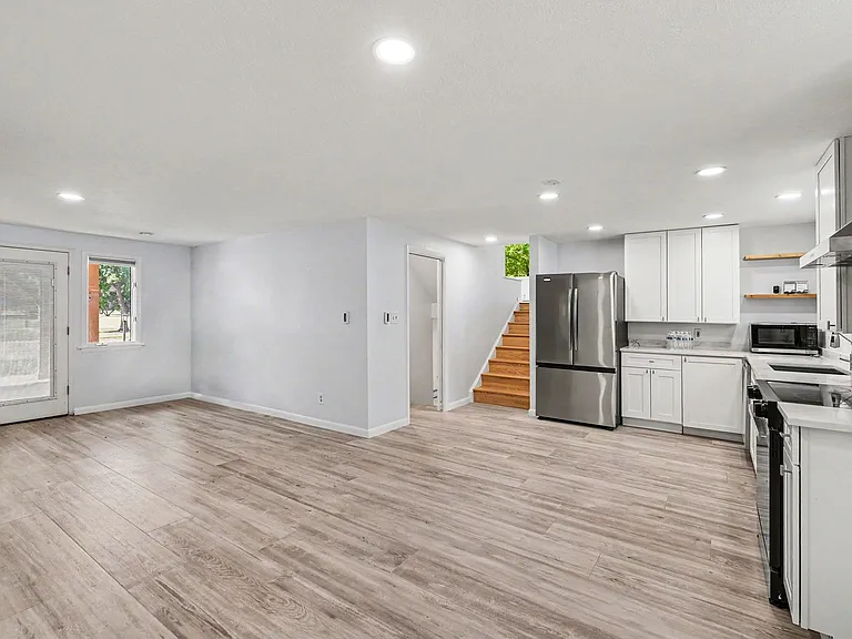 1200 Tulip St — Photo 6