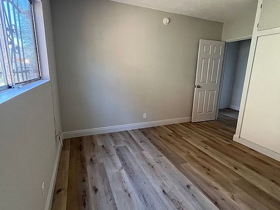 4th image of 1225 W 90th St #1