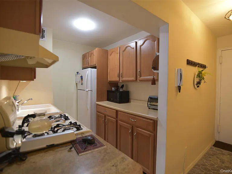 5440 Little Neck Pkwy #1A — Photo 15