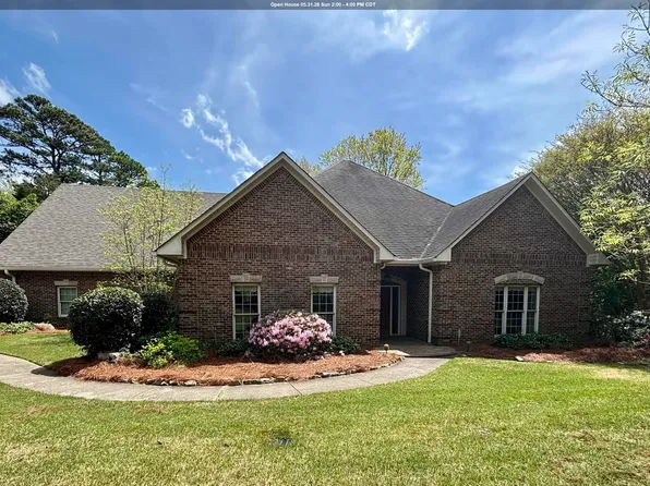 1421 Alford Ave, Hoover, AL 35226