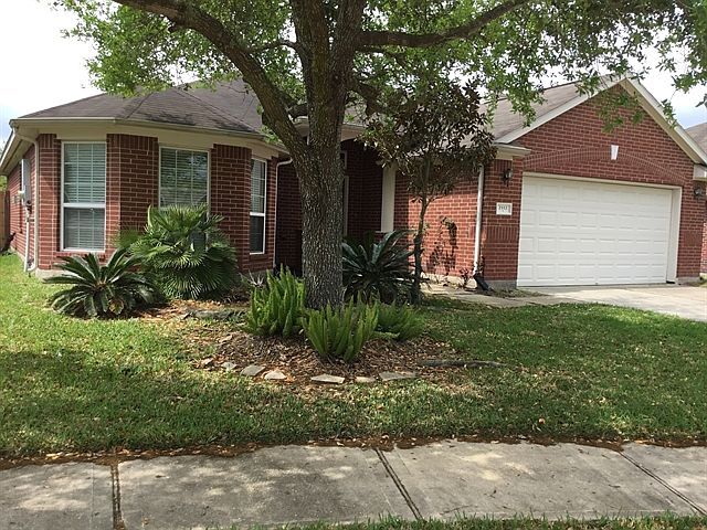1st image of 2112 Rain Lily Ct