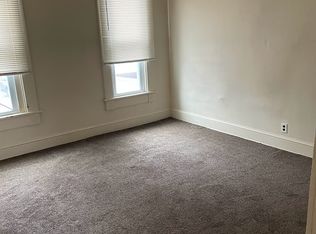 701 S Bluff Blvd #4, Clinton, IA 52732