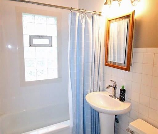 5th image of 2524 23rd St