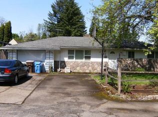 979 9th St, Washougal, WA 98671