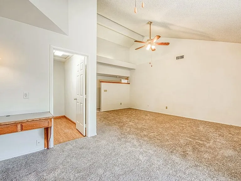 6376 N Forestiere Ave — Photo 10