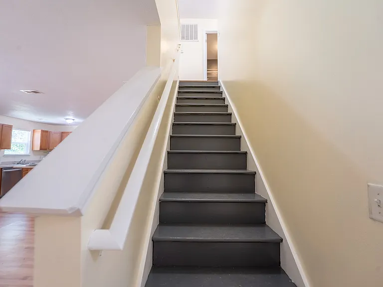 7 Gimbal Cir #A — Photo 13