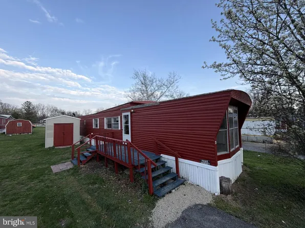 23 Liam Ln, Carlisle, PA 17015