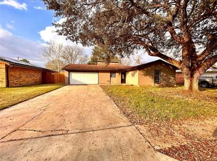 2215 Gontier Dr, Bay City, TX 77414