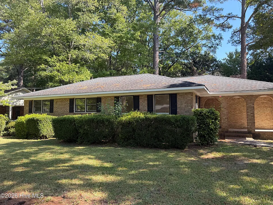 305 Crestline Blvd