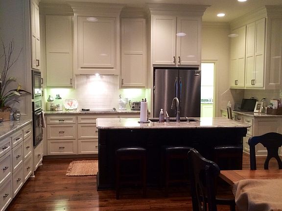 Ceiling height cabinets 