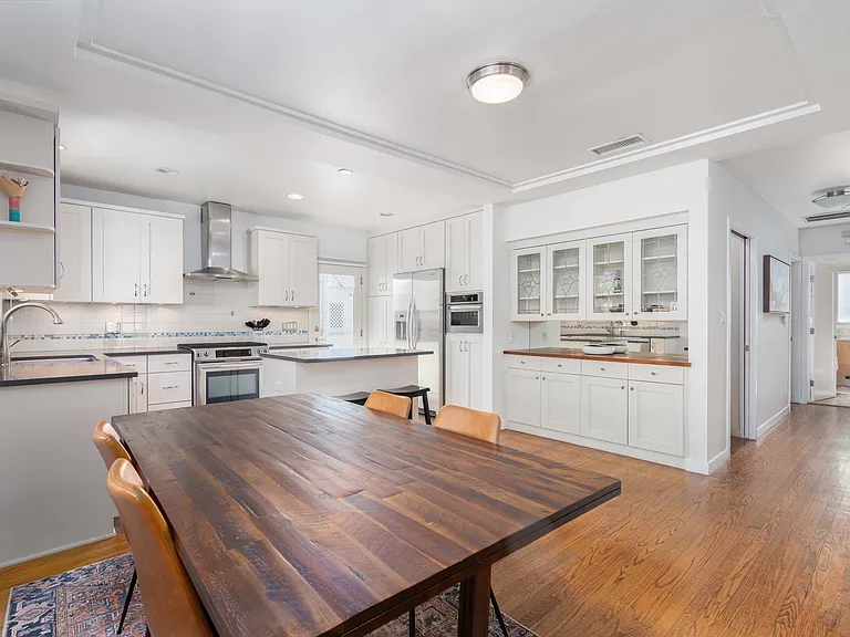 317 Whiting St — Photo 15