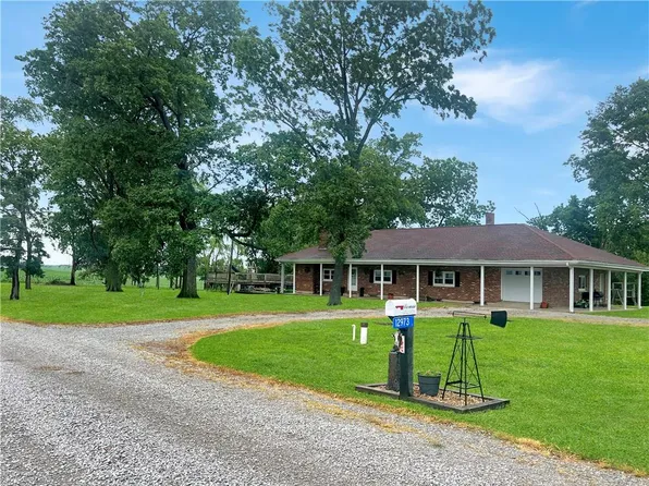 12973 207th Trl, Blackburn, MO 65321