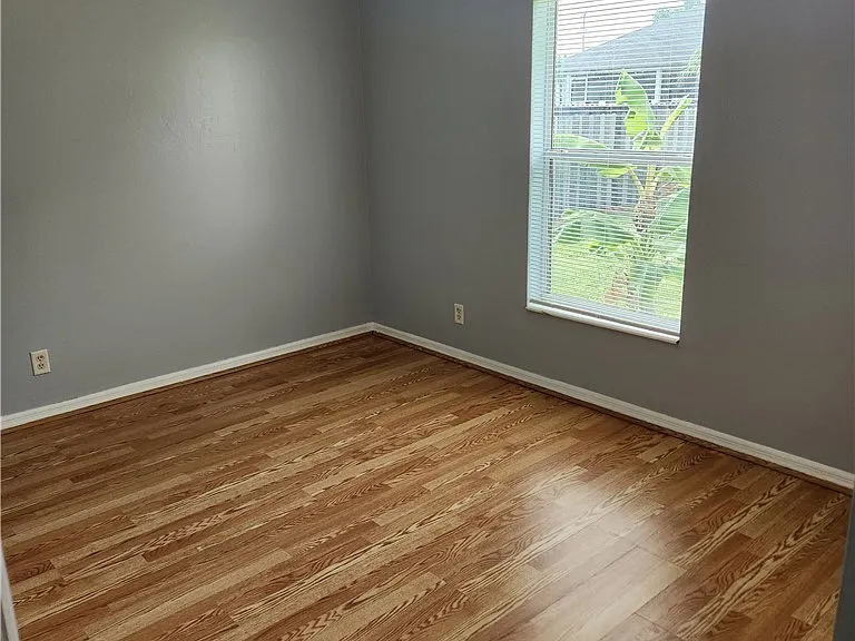 1627 S Gator Cir — Photo 5