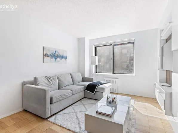 280 Rector Place image 3 of 17