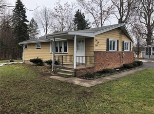 560 Edgewood Ave, Rochester, NY 14618