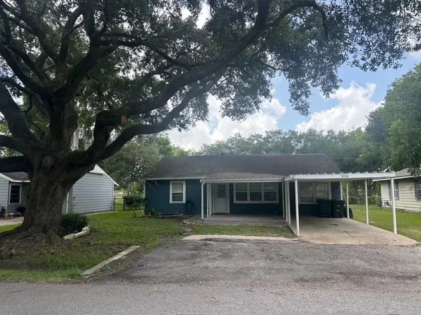 206 McLemore Dr, Alvin, TX 77511