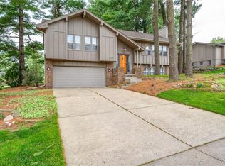 4700 Aspen Dr, West Des Moines, IA 50265