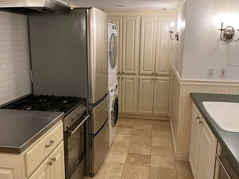 4508 SW Atlantic St — Photo 15