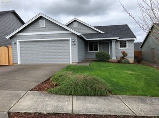 3293 NE Deerfield Ln, McMinnville, OR 97128