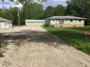 N2210 Dahl Rd, Marinette, WI 54143