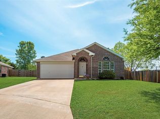 202 Yale Ct, Princeton, TX 75407