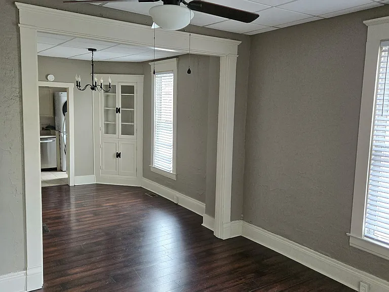221 W Main St #221 — Photo 2