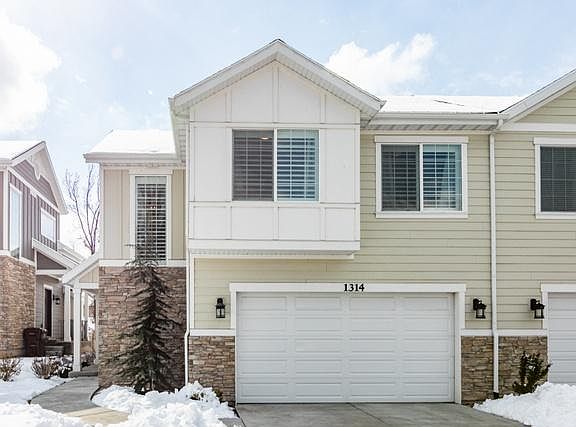 2nd image of 1314 E Lavon View Ct