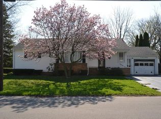 158 Trumbull Pkwy, Batavia, NY 14020