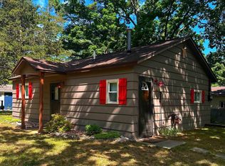 401 Hunter Dr, Lake, MI 48632