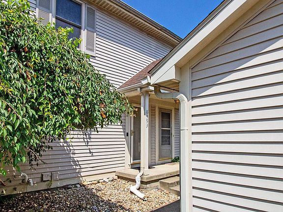 3rd image of 8393 Cliffthorne Way