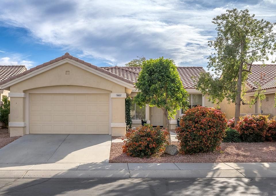 1st image of 78923 Waterford Ln