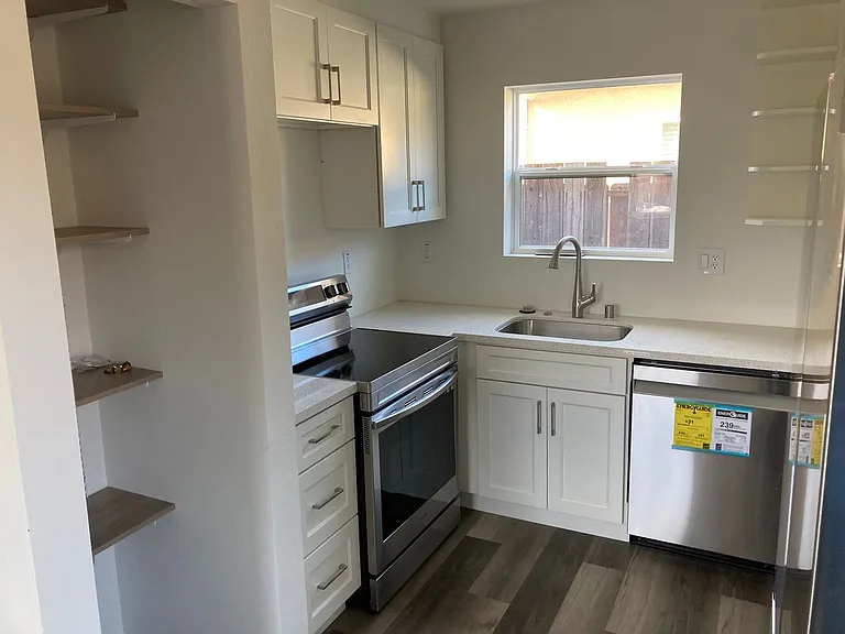 25-29 Rockwood Ct — Photo 6