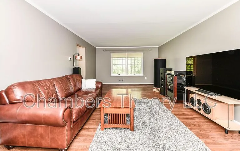 8504 Shadeway Pl — Photo 6