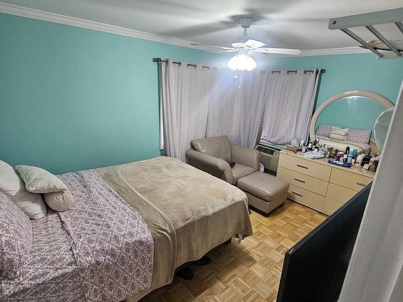 4th image of 7247 N Hamilton Ave APT 1A