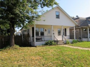 110 Warwick Rd, Pawtucket, RI 02861