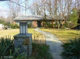 1545 Forest Villa Ln, Mc Lean, VA 22101