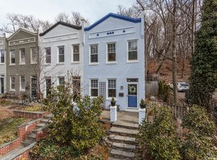 2001 37th St NW, Washington, DC 20007