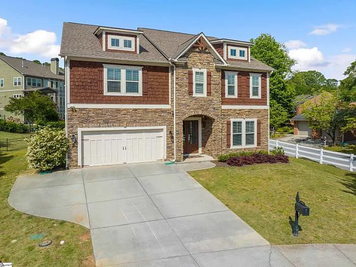 105 Grove Valley Way — Photo 3