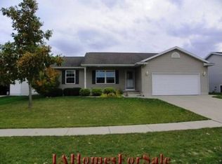 2365 Daleview Dr, Marion, IA 52302