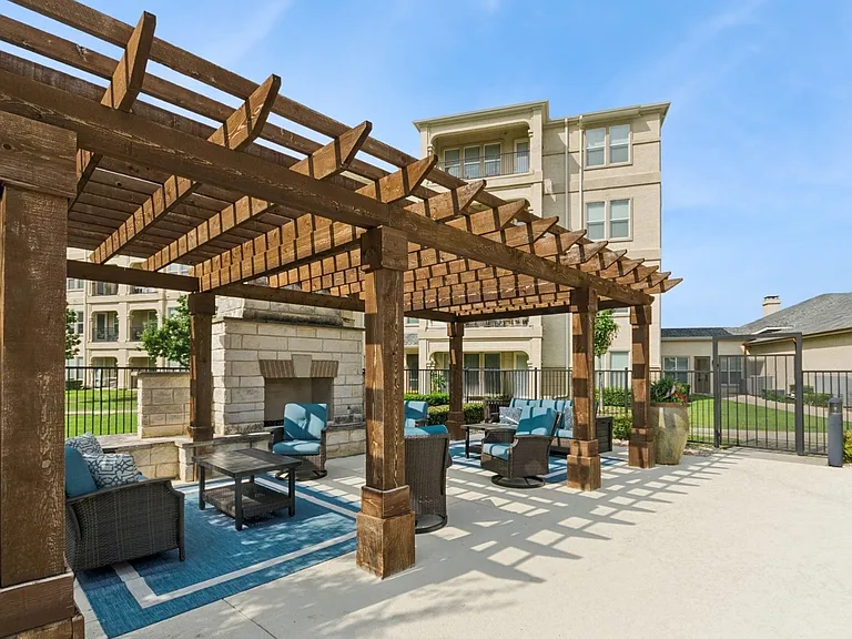 Retreat at Wylie 55+ Active Adult Apartment Homes — Photo 3