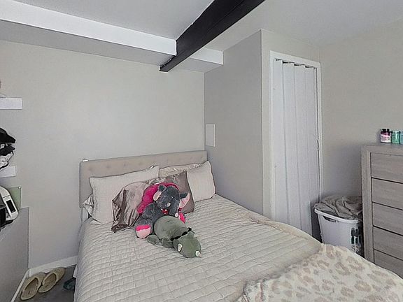 4th image of 5012 54th St