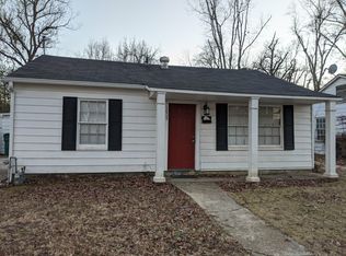 1009 W 8th St, El Dorado, AR 71730