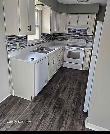 2nd image of 1309 11th Ave W