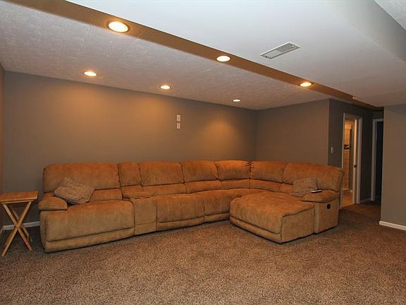 5th image of 5565 Autumn Dr