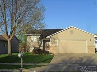 1300 S Hillview Rd, Sioux Falls, SD 57110