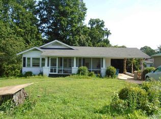 16 Woodlane St, Granite Falls, NC 28630