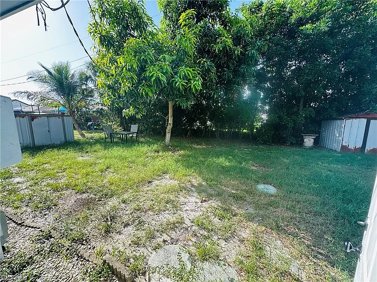 1215 S Alhambra Cir #B — Photo 14